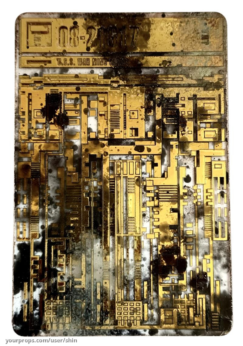 Isolinear optical chip – Star Trek: Discovery (2017) – image 1