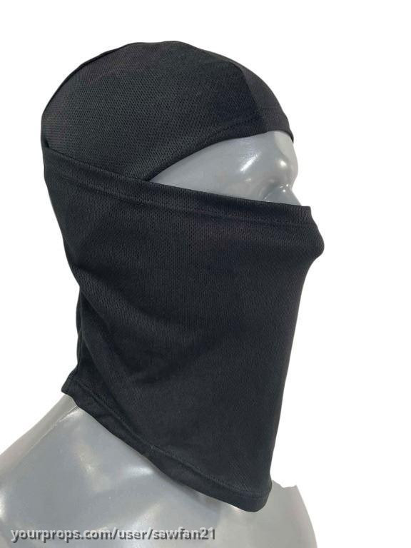 The Mandalaorian's (Pedro Pascal) Screen Worn Balaclava – The Mandalorian (2019) – image 2