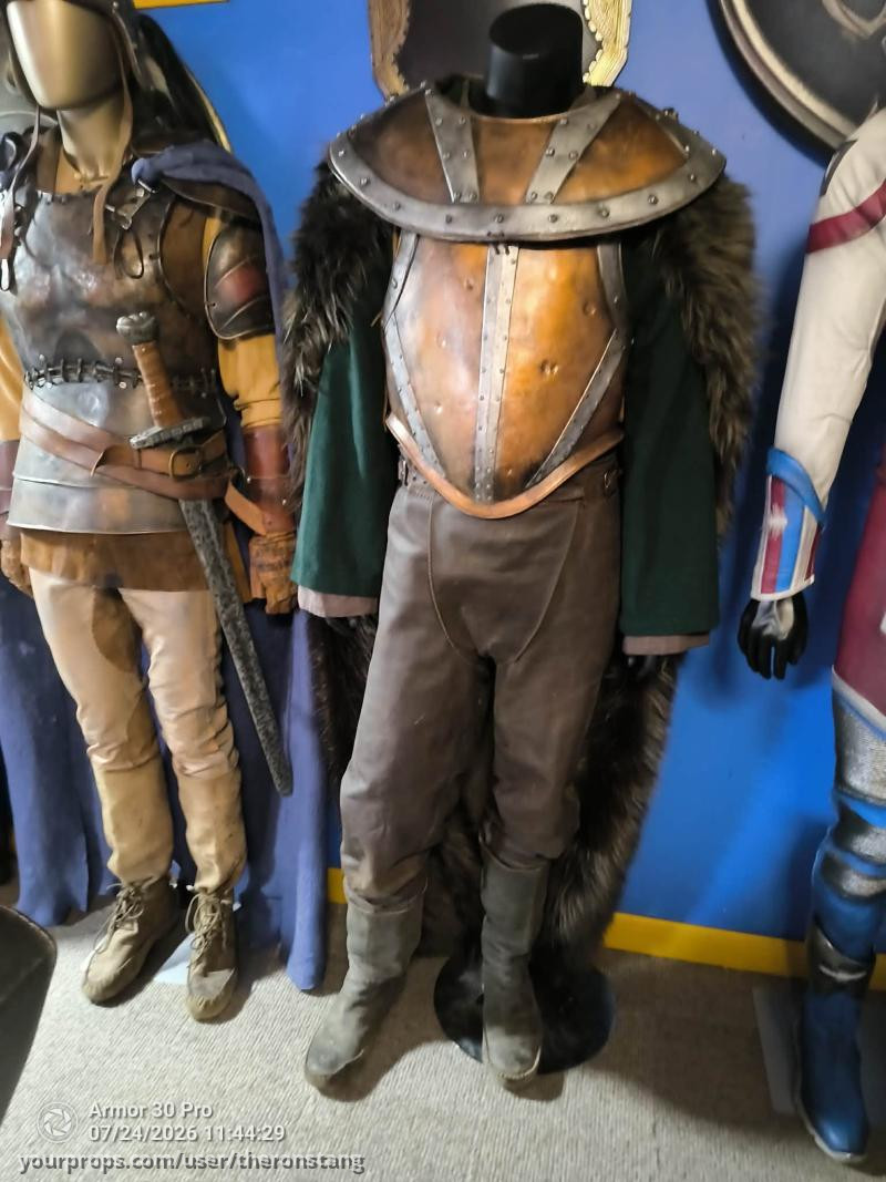 Helfdane stunt armor – The 13th Warrior (1999) – image 3