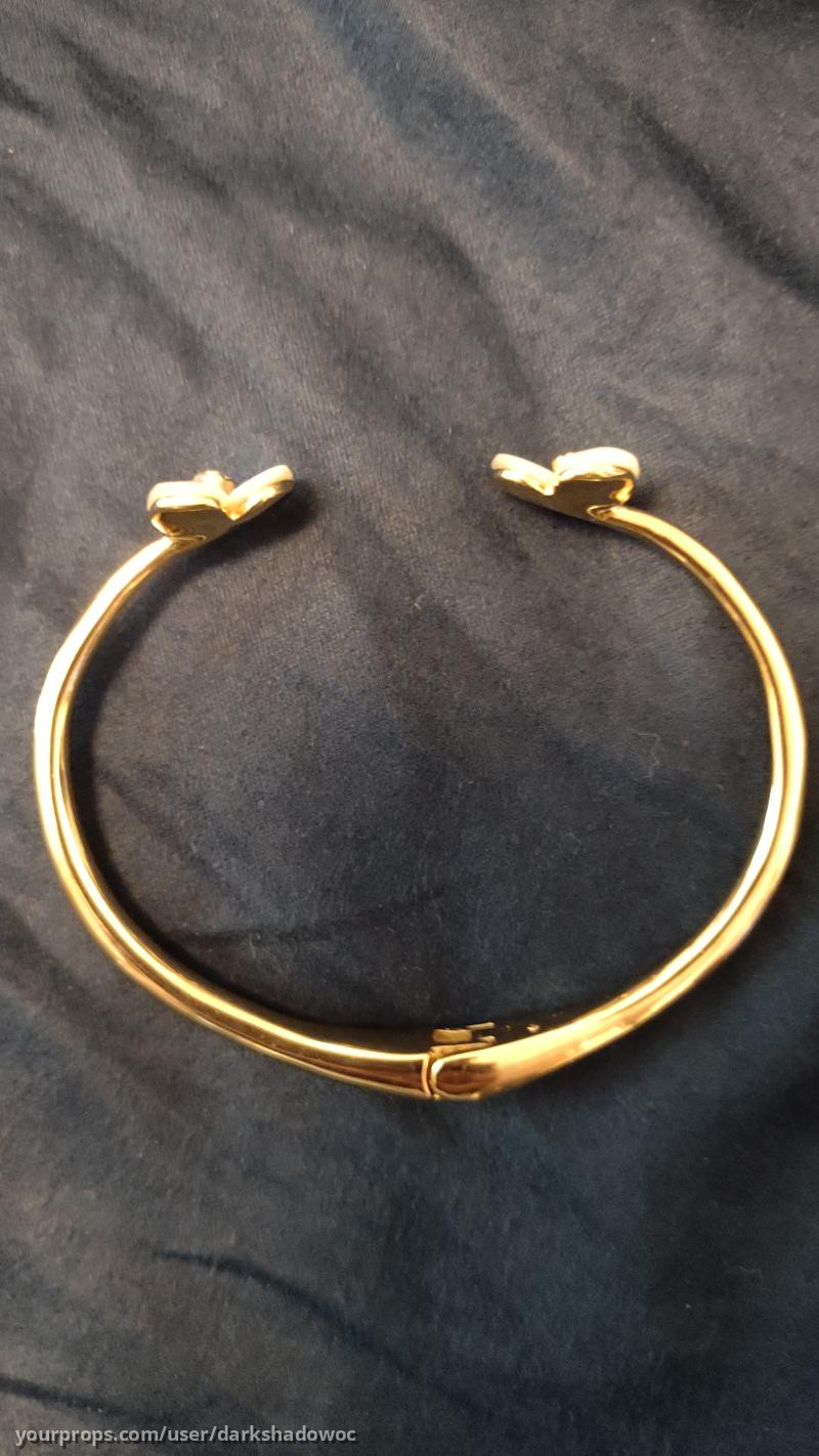 Amanda Larusso's 2 S4 Bracelets – Cobra Kai (2018) – image 5