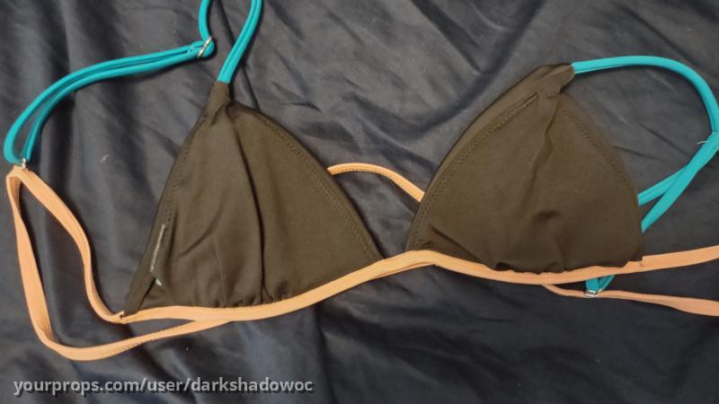 Sarah's Bikini and Shorts – Cobra Kai (2018) – image 6