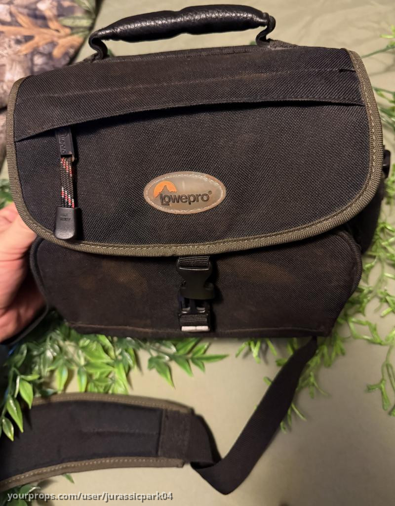 Billy's Lowepro Nova 1 Camera Bag – Jurassic Park 3 (2020) – image 1