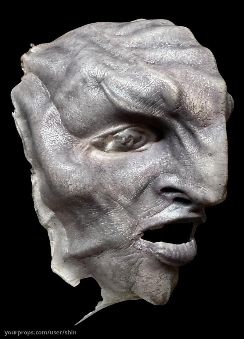 VOQ ALBINO KLINGON SILICONE FACE APPLIANCE – Star Trek: Discovery (2017) – image 3