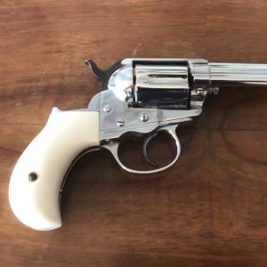 Doc Holliday's 1877 Colt Lightning – Tombstone (1993)