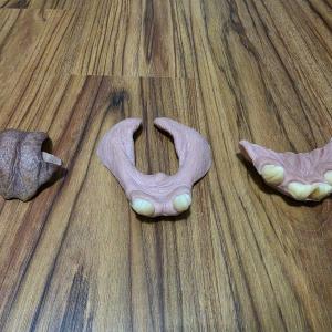 Mangalore teeth and tongue. – The Fifth Element (1997)