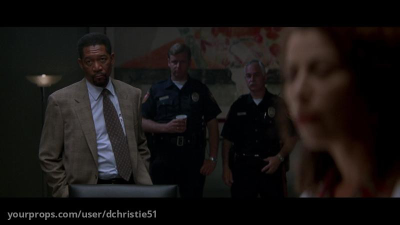 Dr. Alex Cross’ (Morgan Freeman) Shirt – Kiss the Girls (1997) – image 4