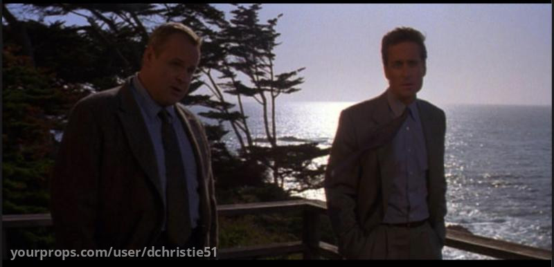 Det. Nick Curran’s (Michael Douglas) Shirt – Basic Instinct (1992) – image 5