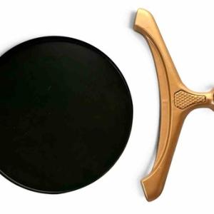 METAL TRAY WITH CLOTHING HANGER – Star Trek: Strange New Worlds (2022)