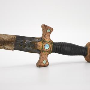 Xena's cut-off sword – Xena: Warrior Princess (1995)