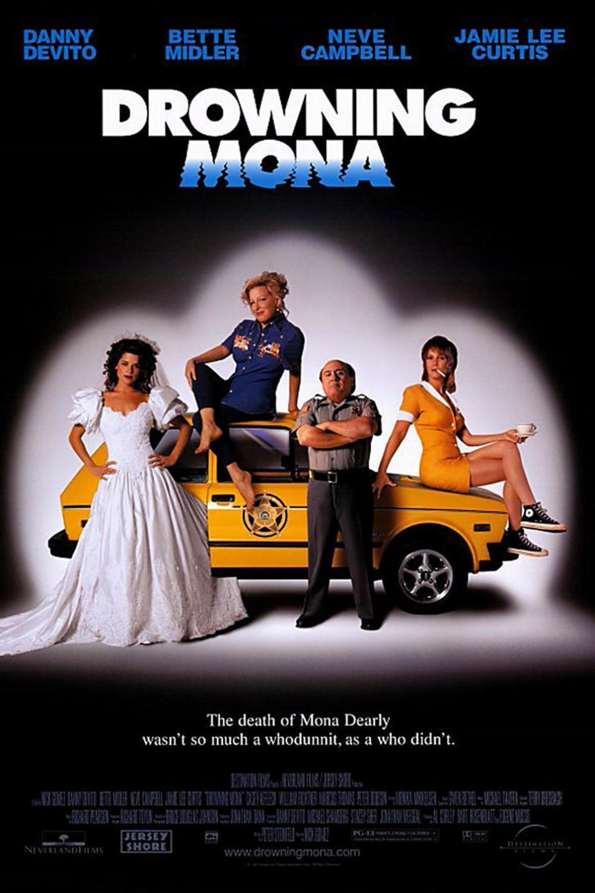 Drowning Mona (2000) poster