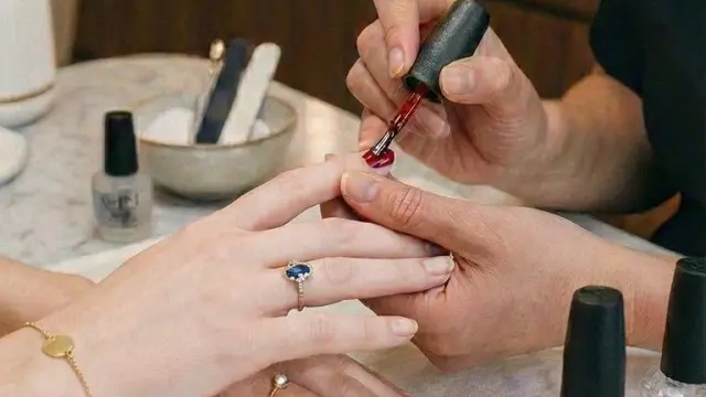 Aline beauty salon